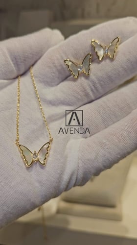 طقم الفراشة ناعم مطلي