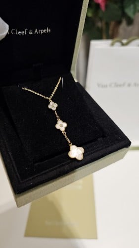 سلسال 3 وردات مطلي