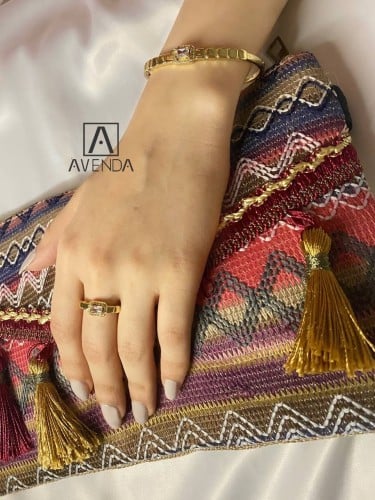 اسوره زركون مع الخاتم