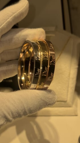 اسوره فاخرة