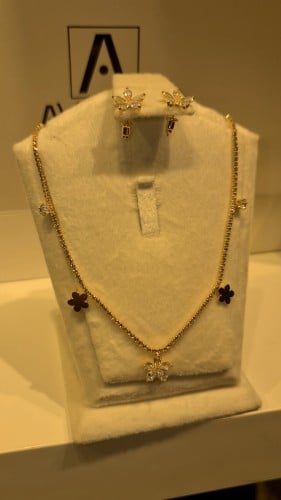 طقم شوكر مطلي ذهب