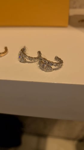 حلق فاخر ومميز