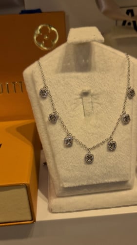 سلسال شوكر مطلي ذهب