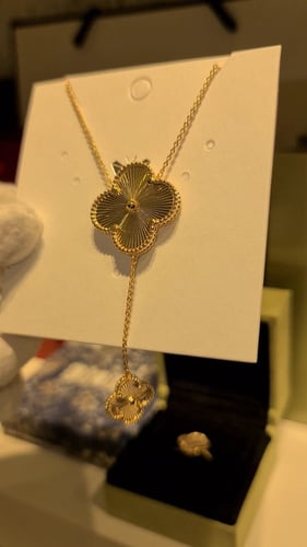 سلسال فاخر مطلي ذهب