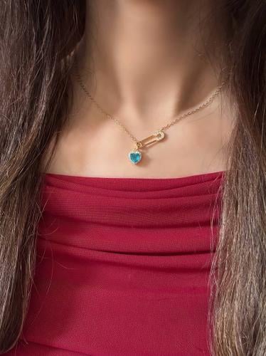 سلسال مميز ذهبي