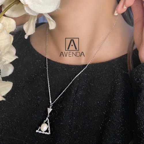 طقم زركون مطلي ذهب