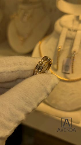 خاتم بتصميم عصري