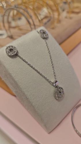 طقم اطفال أنيق