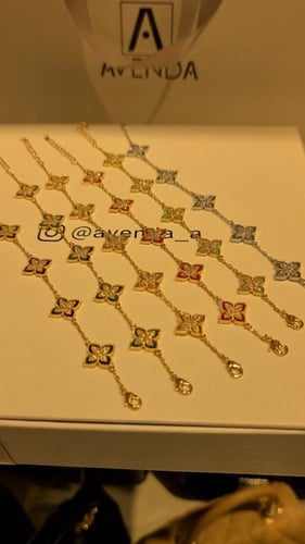 اسورة 5وردات ب6 الوان