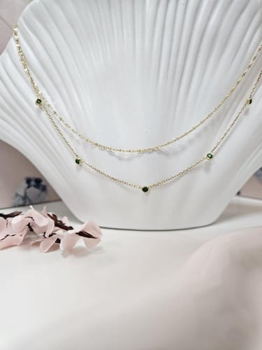 سلسال بسيط وانيق بفص اخضر