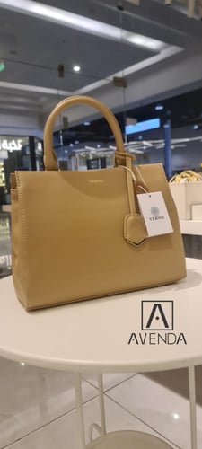 شنطة نسائية VERSSE
