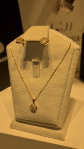 طقم زركون فاخر مطلي ذهب