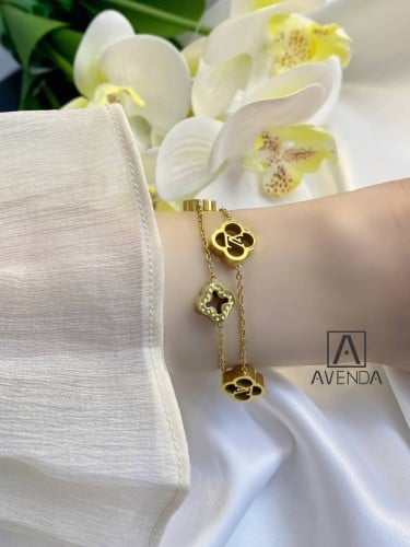 اسورة مميزة