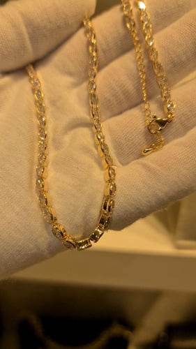 سلسال ناعم مطلي