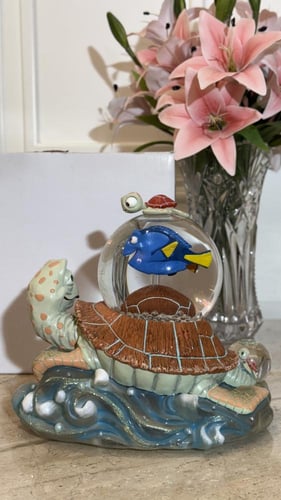 بلورة ديزني الموسيقية ڤنتج - البحث عن نيمو