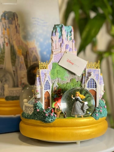 بلورة ديزني ستور ڤنتج - اميرات ديزني