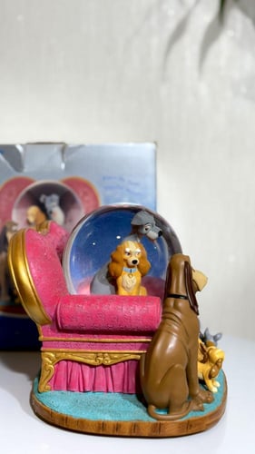 بلورة ديزني الموسيقية ڤنتج - النبيلة و الشارد