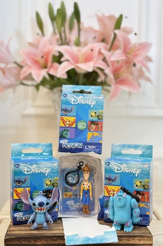 ميدالية وتعليقه ديزني Mini (عشوائي)