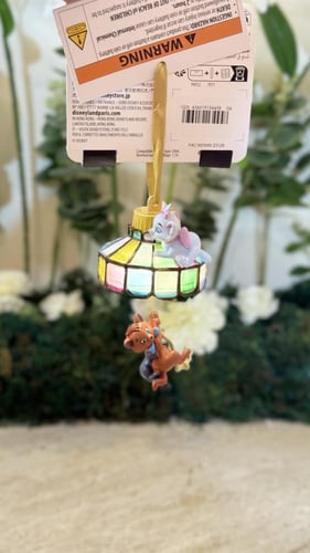 زينة ديزني ستور قطط ذوات المضيئة