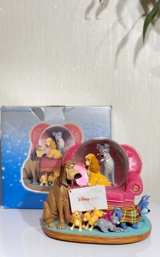 بلورة ديزني الموسيقية ڤنتج - النبيلة و الشارد