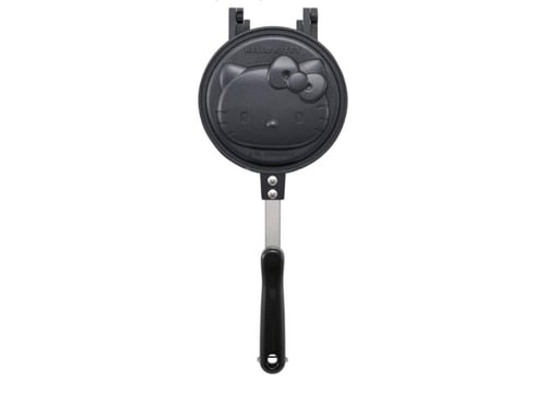 صانعة بان كيك - هيلو كيتي