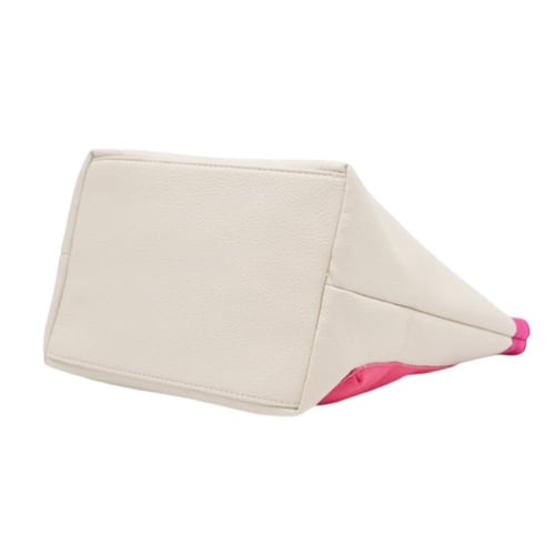 توت باق - القطة ماري