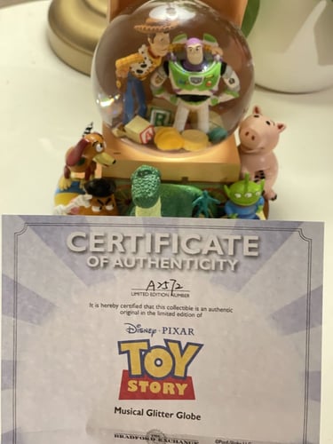 بلورة ديزني الموسيقية- حكاية لعبة