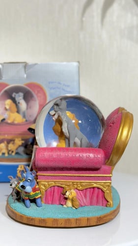 بلورة ديزني الموسيقية ڤنتج - النبيلة و الشارد