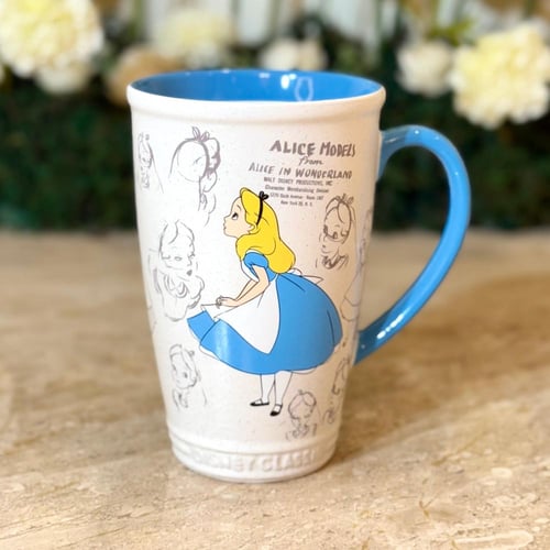 كوب ديزني ستور - اليس في بلاد العجائب