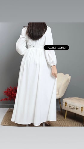 فستان طويل بحزام كريستال