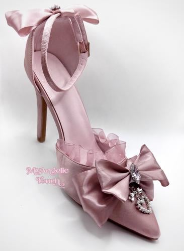 Majestic elegance heels