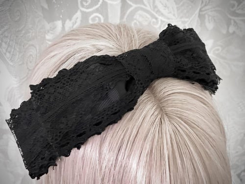 زينة رأس قماشيه دانتيل ويسبر ♡ dentelle Whisper He...