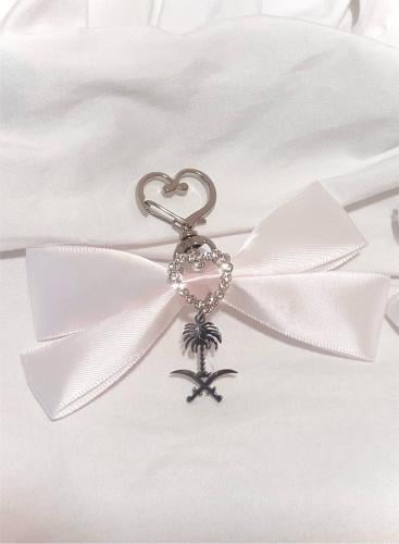 Saudi Girly Keychain 2