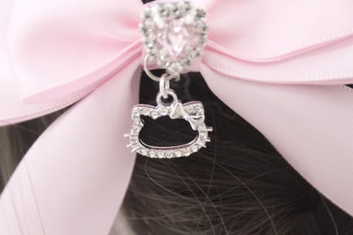 Kitty bows