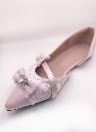 girly pointed flat