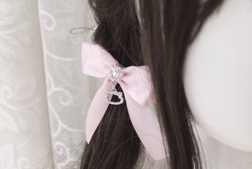 Kitty bows
