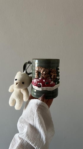 سيارة الدبدوب الاخضر