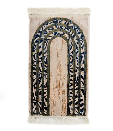 طقم ثلاث شراشف صلاة مربعه ( زيتي ) مع سجاد