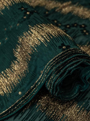 مخمل شيفون على سترتش بلمعه ذهبيه