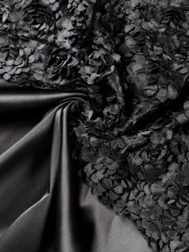 تل بقصات التفتة البارز