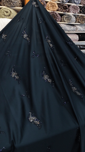 قطعه حرير مشغول بالكرستال ( لون بترولي )