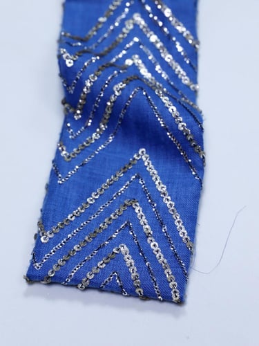 لينن مطرز على ترتر