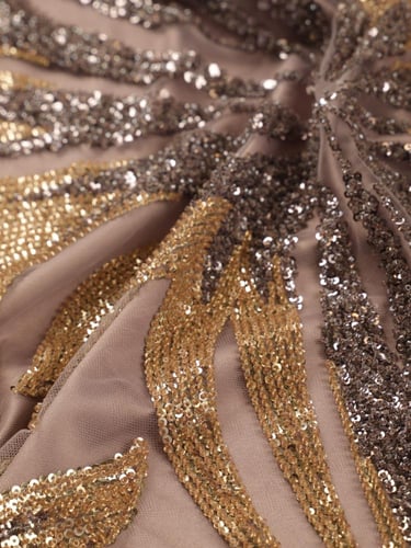 تل مطرز مشغو شك بالخرز والترتر