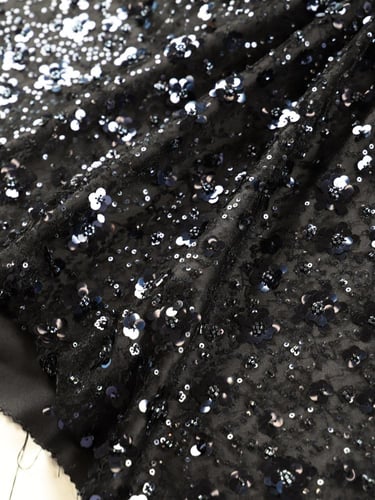 تل مطرز مشغو شك بالخرز والترتر