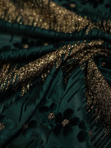 مخمل شيفون على سترتش بلمعه ذهبيه