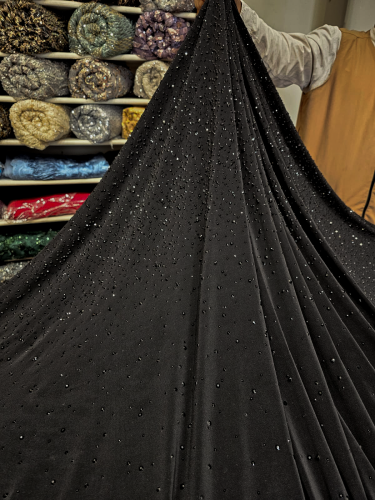 قطعة سترتش مشغول بالكرستال ( لون اسود )