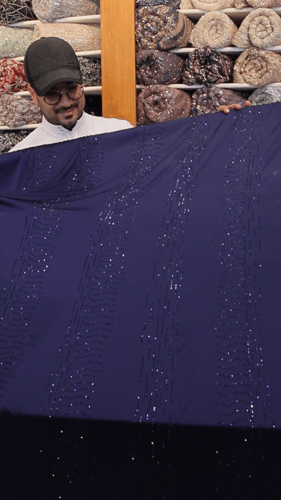 قطعه حرير مشغول بالكرستال ( لو ن كحلي )