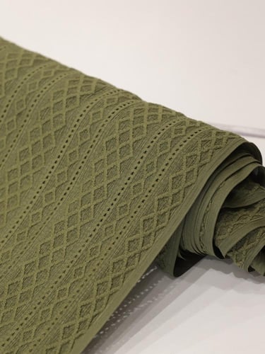 قماش كريشة مخرم