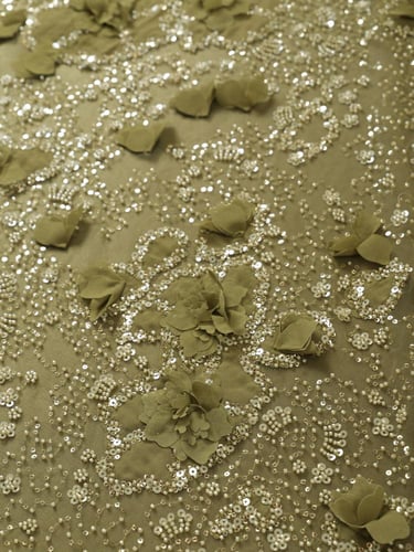 تل مطرز مشغو شك ( بوردة بارز )