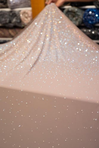 قطعة سترتش مشغول بالكرستال ( لون بيج )